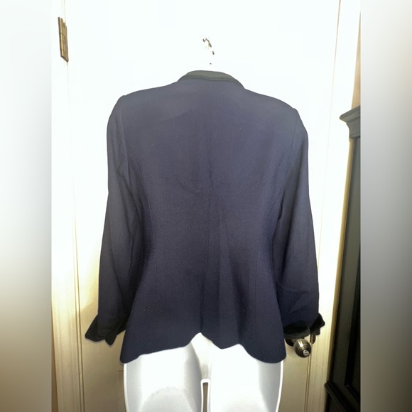 Vtg Saville Petite 4 Skirt Suit & Jacket Navy 100% Pure Wool Career Office 4P - Picture 11 of 14